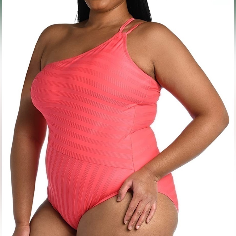 La Blanca Women's Coral Sun One Piece  Tummy Control Swimsuit
